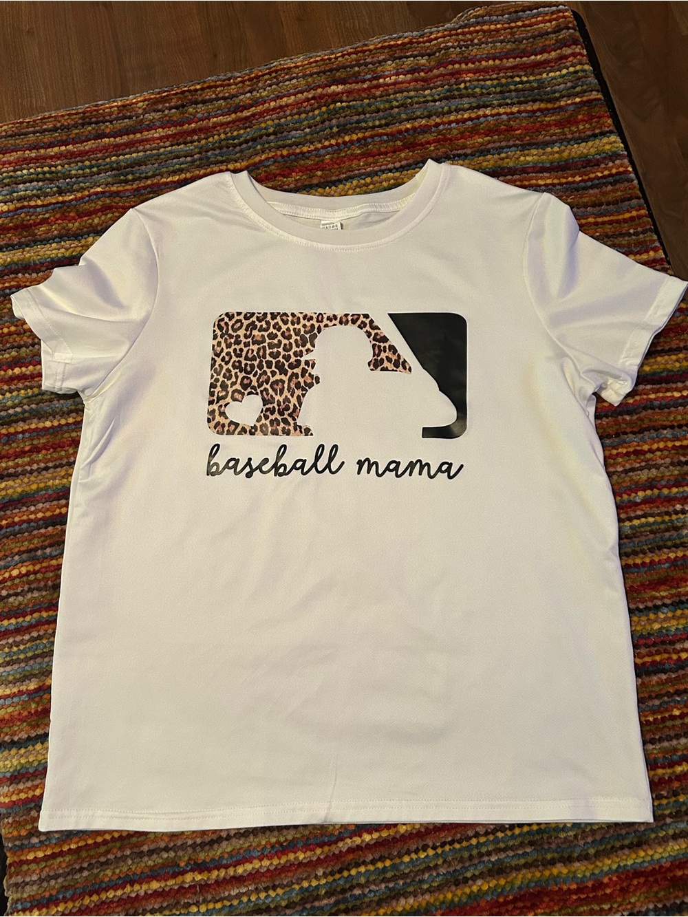 Baseball Mama Short Sleeve Tee with Leopard Accent New size medium